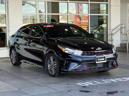 2022 Kia Forte GT-Line