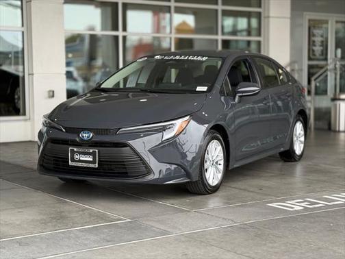 2025 Toyota Corolla Hybrid LE