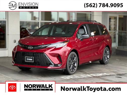 2026 Toyota Sienna XSE 7 Passenger
