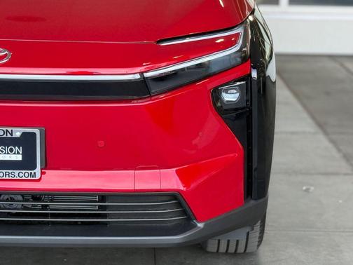 2026 Toyota bZ XLE Plus