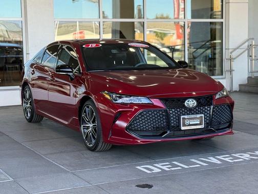 2019 Toyota Avalon XSE
