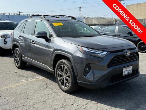 2023 Toyota RAV4 Hybrid XLE Premium