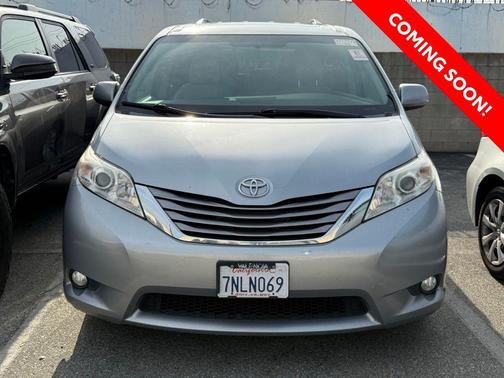 2015 Toyota Sienna XLE