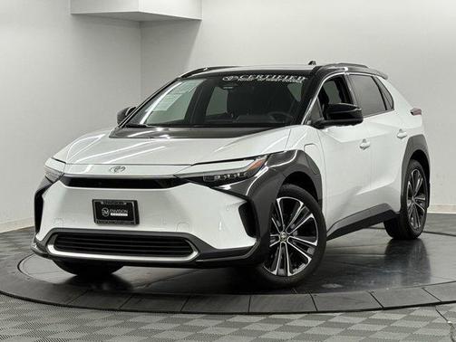 2023 Toyota bZ4X Limited