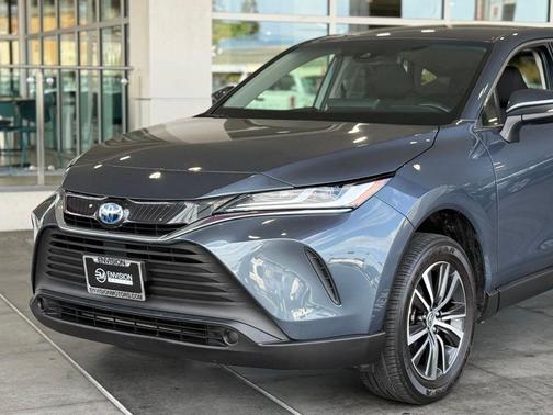 2024 Toyota Venza LE