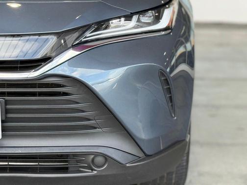 2024 Toyota Venza LE