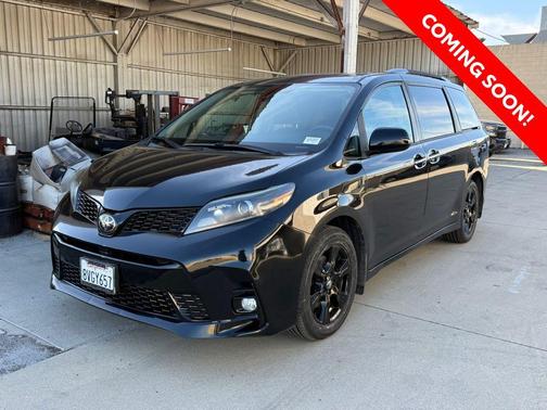 2020 Toyota Sienna SE Premium