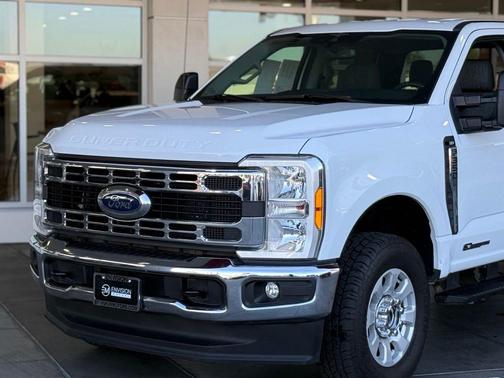 2023 Ford F-350 XLT