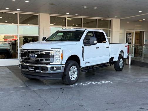 2023 Ford F-350 XLT