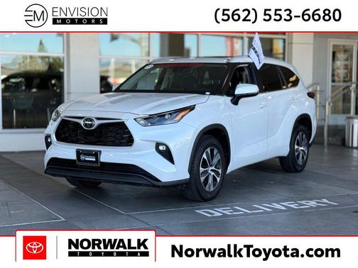 2023 Toyota Highlander XLE