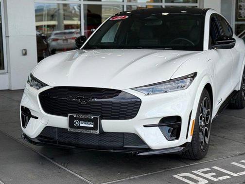 2022 Ford Mustang Mach-E GT