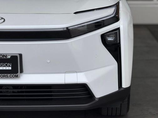 2026 Toyota bZ XLE Plus