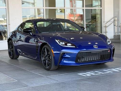 Trueno Blue 2026 Toyota GR86 Premium