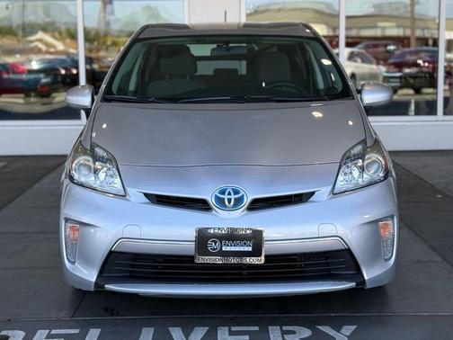 2014 Toyota Prius Plug-in Base
