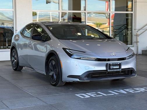 2024 Toyota Prius LE