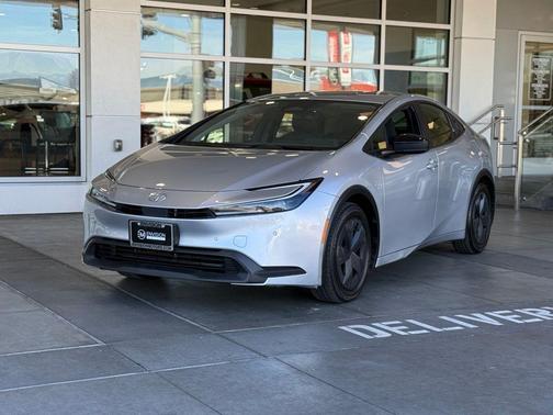 2024 Toyota Prius LE