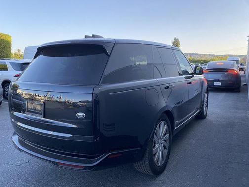 2023 Land Rover Range Rover P400 SE
