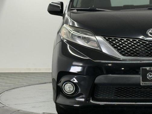 2015 Toyota Sienna SE Premium