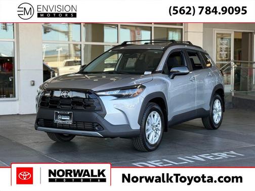 2026 Toyota Corolla Cross LE