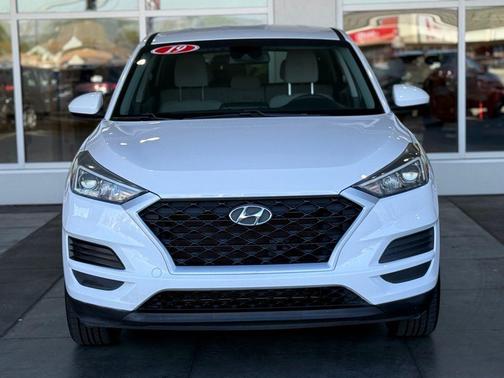 2019 Hyundai TUCSON SE