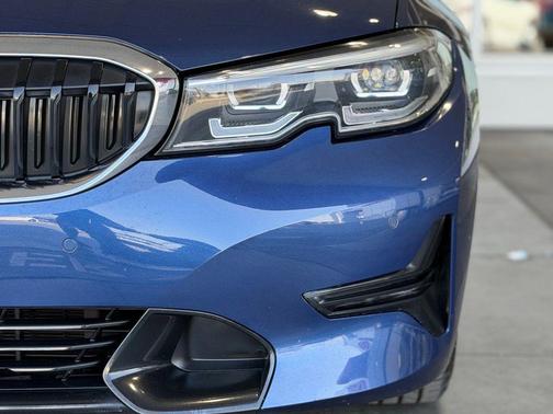 Phytonic Blue Metallic 2022 BMW 330 330i
