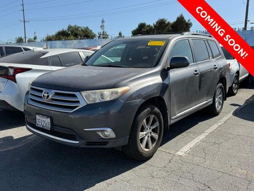 2012 Toyota Highlander SE