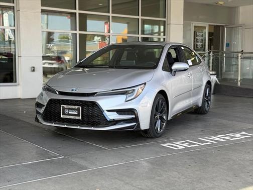 2025 Toyota Corolla Hybrid SE