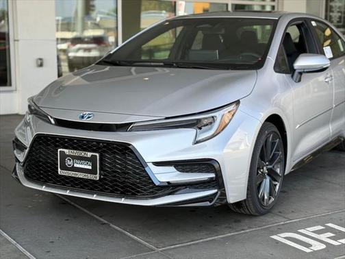 2025 Toyota Corolla Hybrid SE