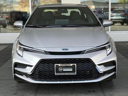 2025 Toyota Corolla Hybrid SE