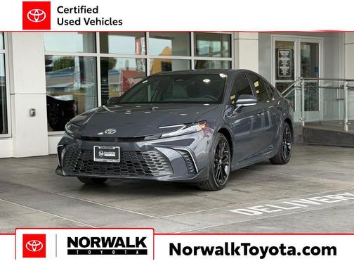 Underground 2026 Toyota Camry SE