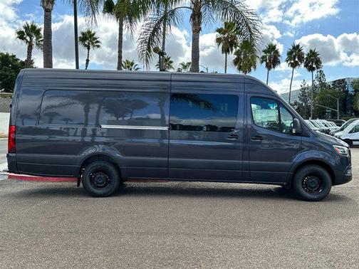 2024 Mercedes-Benz Sprinter 2500 High Roof