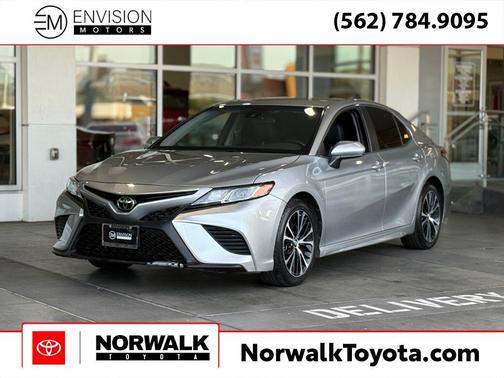 2018 Toyota Camry SE