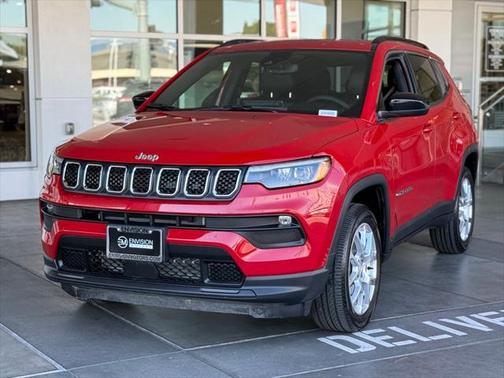 2023 Jeep Compass Latitude Lux