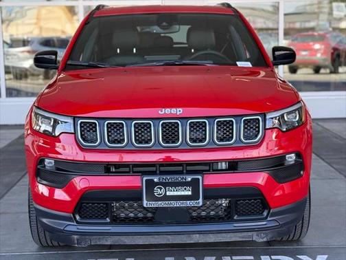 2023 Jeep Compass Latitude Lux