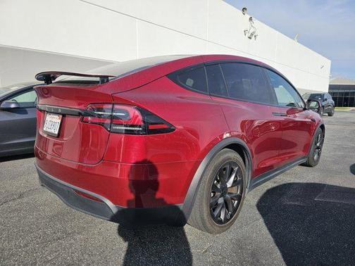 2023 Tesla Model X Standard Range