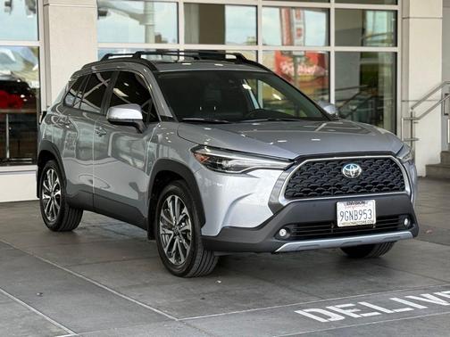 Sonic Silver 2022 Toyota Corolla Cross XLE