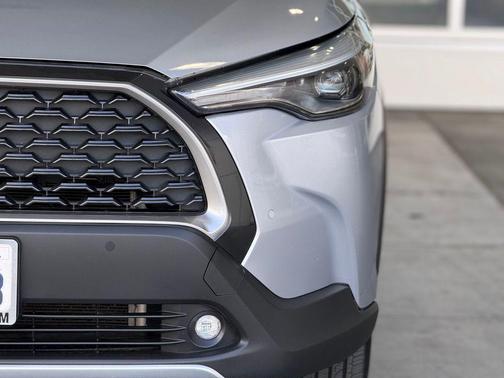 Sonic Silver 2022 Toyota Corolla Cross XLE