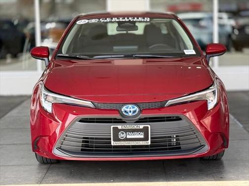 2025 Toyota Corolla Hybrid LE