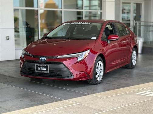 2025 Toyota Corolla Hybrid LE
