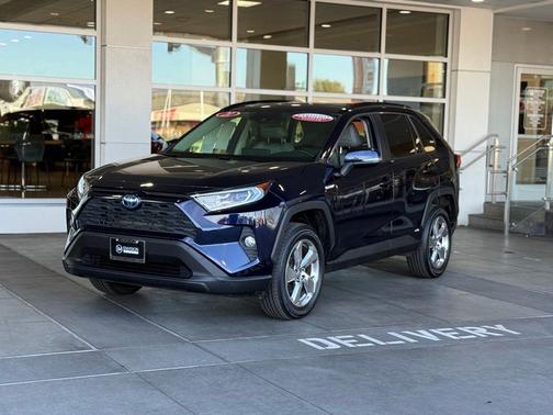 2021 Toyota RAV4 Hybrid XLE Premium