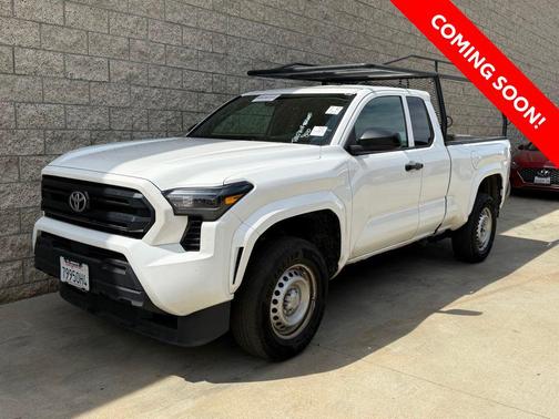 2025 Toyota Tacoma SR