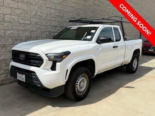 2025 Toyota Tacoma SR