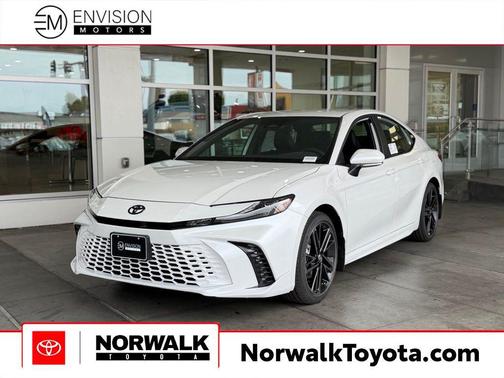 Wind Chill Pearl 2026 Toyota Camry XSE