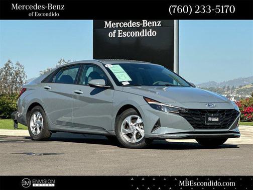 2021 Hyundai ELANTRA SE