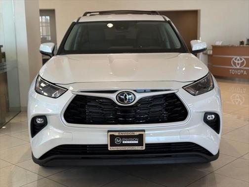 2025 Toyota Highlander LE