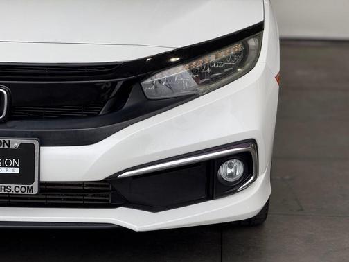 2019 Honda Civic Touring