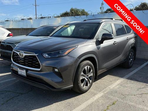 2023 Toyota Highlander XLE