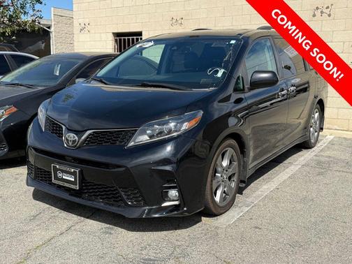 2018 Toyota Sienna SE