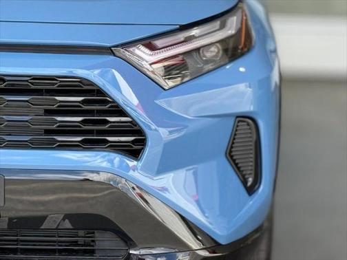 2025 Toyota RAV4 Hybrid SE