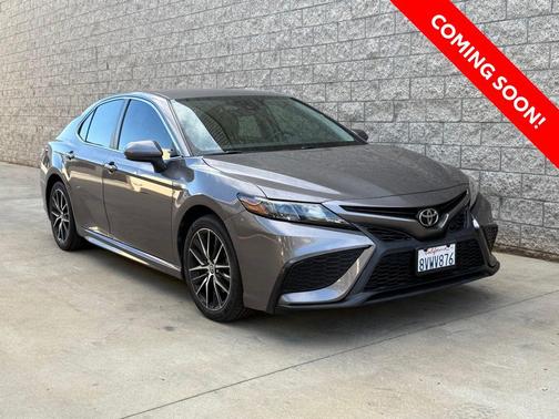 2021 Toyota Camry SE